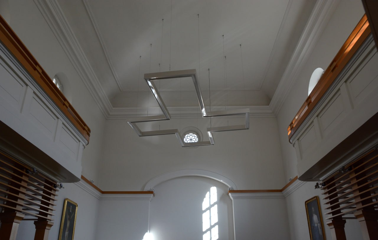 VIDEO: Kako je skromna cerkev sredi Maribora povezana z današnjim praznikom?