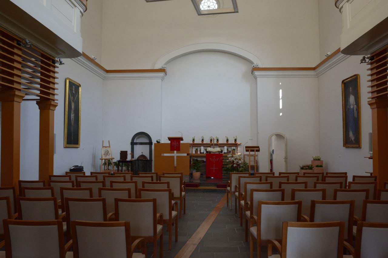 VIDEO: Kako je skromna cerkev sredi Maribora povezana z današnjim praznikom?