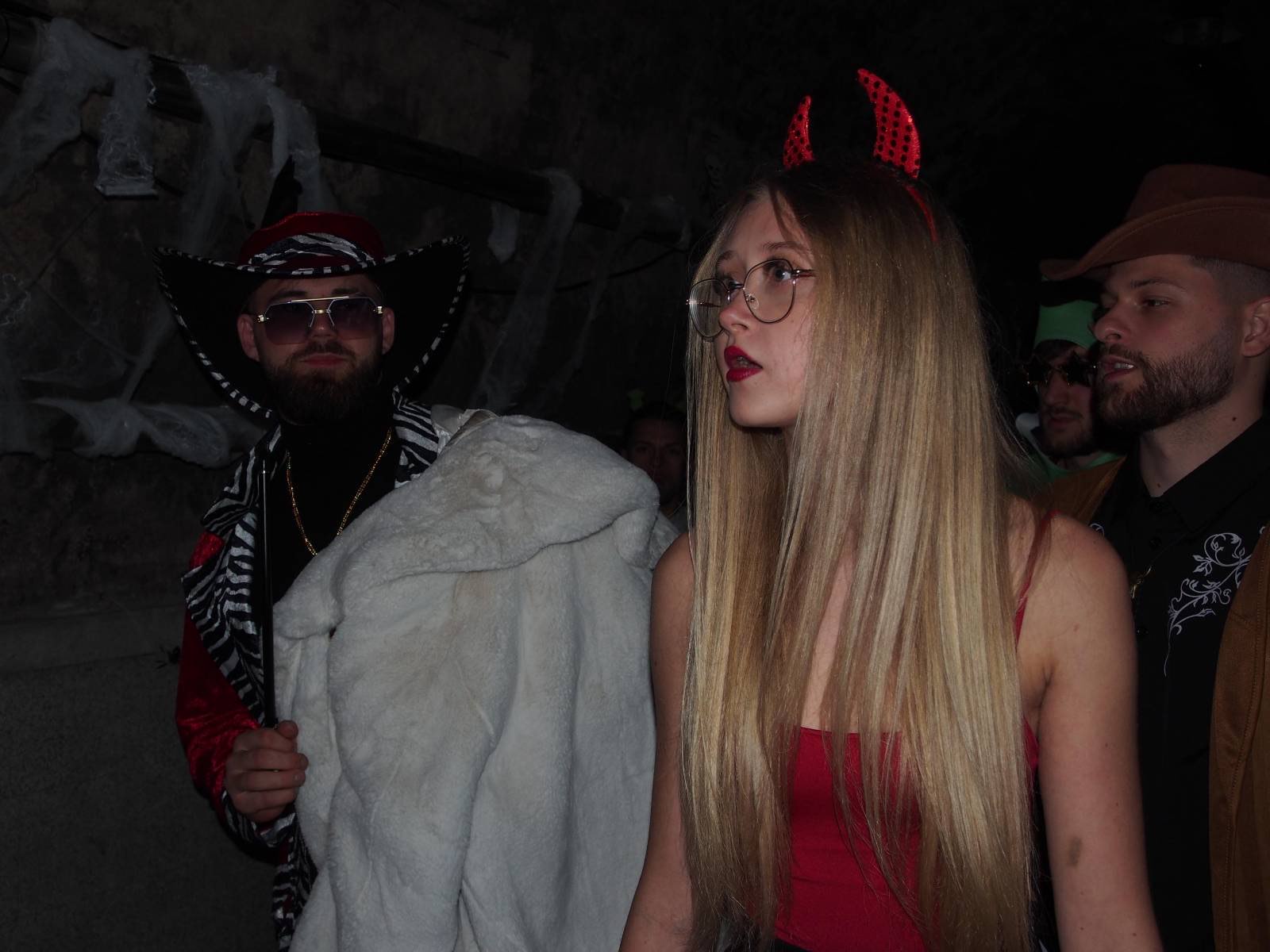 FOTO: Maribor v duhu noči čarovnic preplavile strašljive maske, glasba in nora zabava