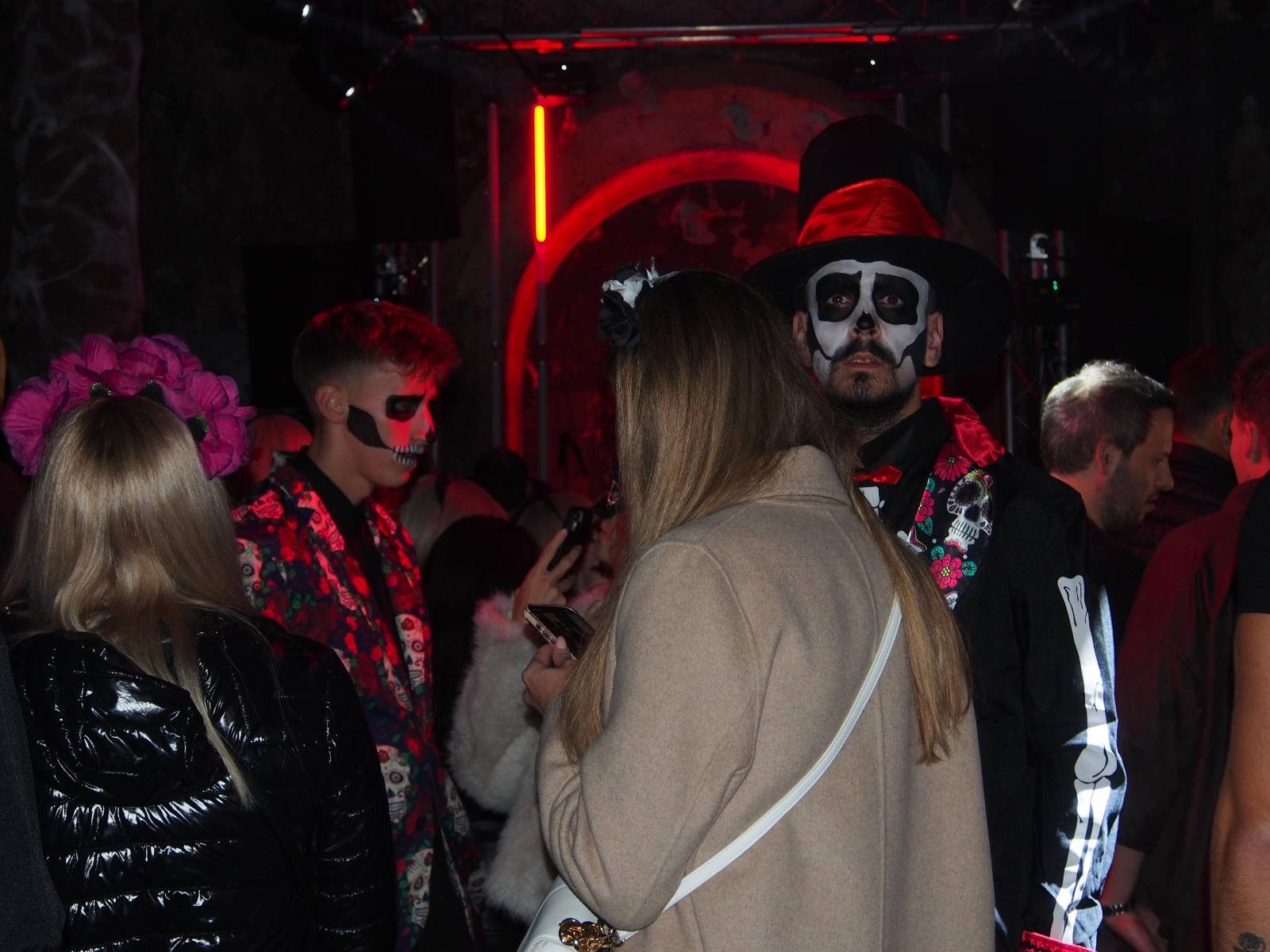 FOTO: Maribor v duhu noči čarovnic preplavile strašljive maske, glasba in nora zabava