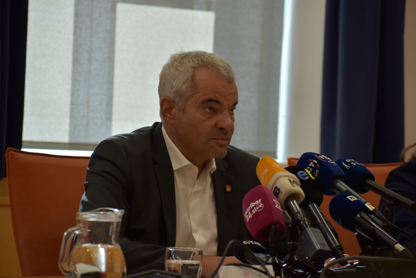 Nesprejetje proračuna za leto 2027 bi lahko zaviralo velike projekte v Mariboru