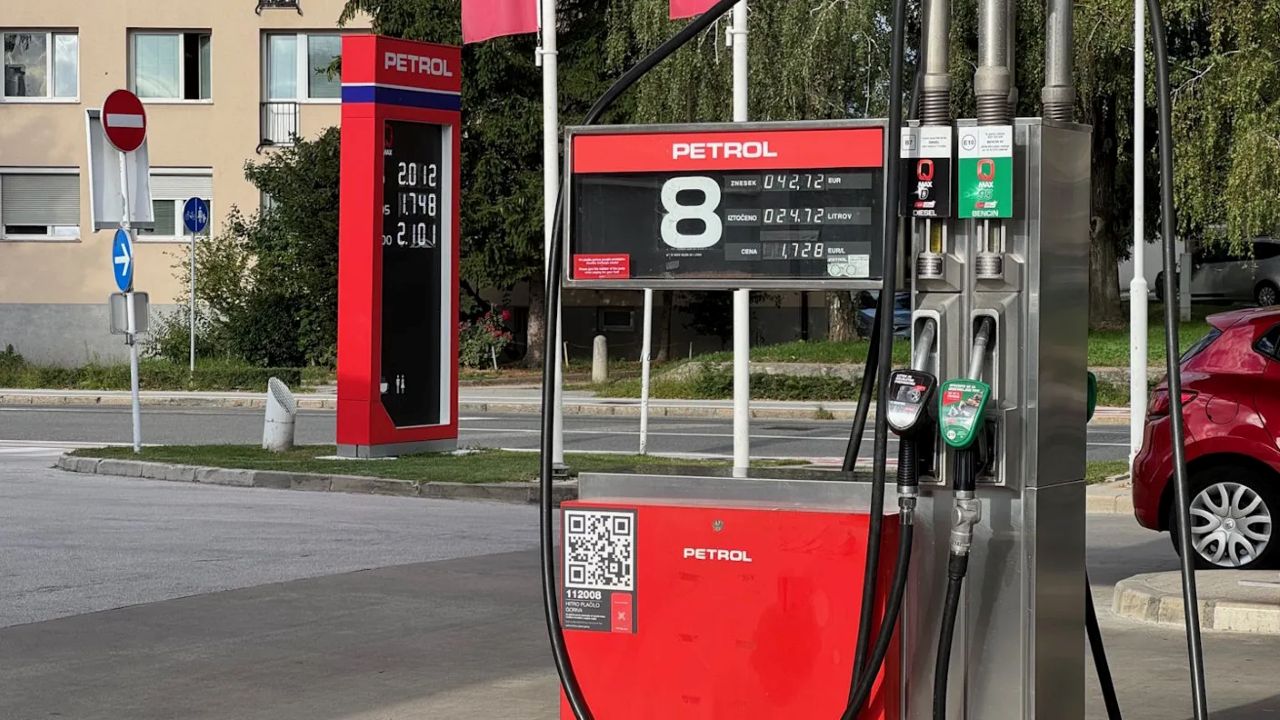 Po vseh podražitvah prihaja nova sprememba cen goriv: Kaj nas čaka v torek?