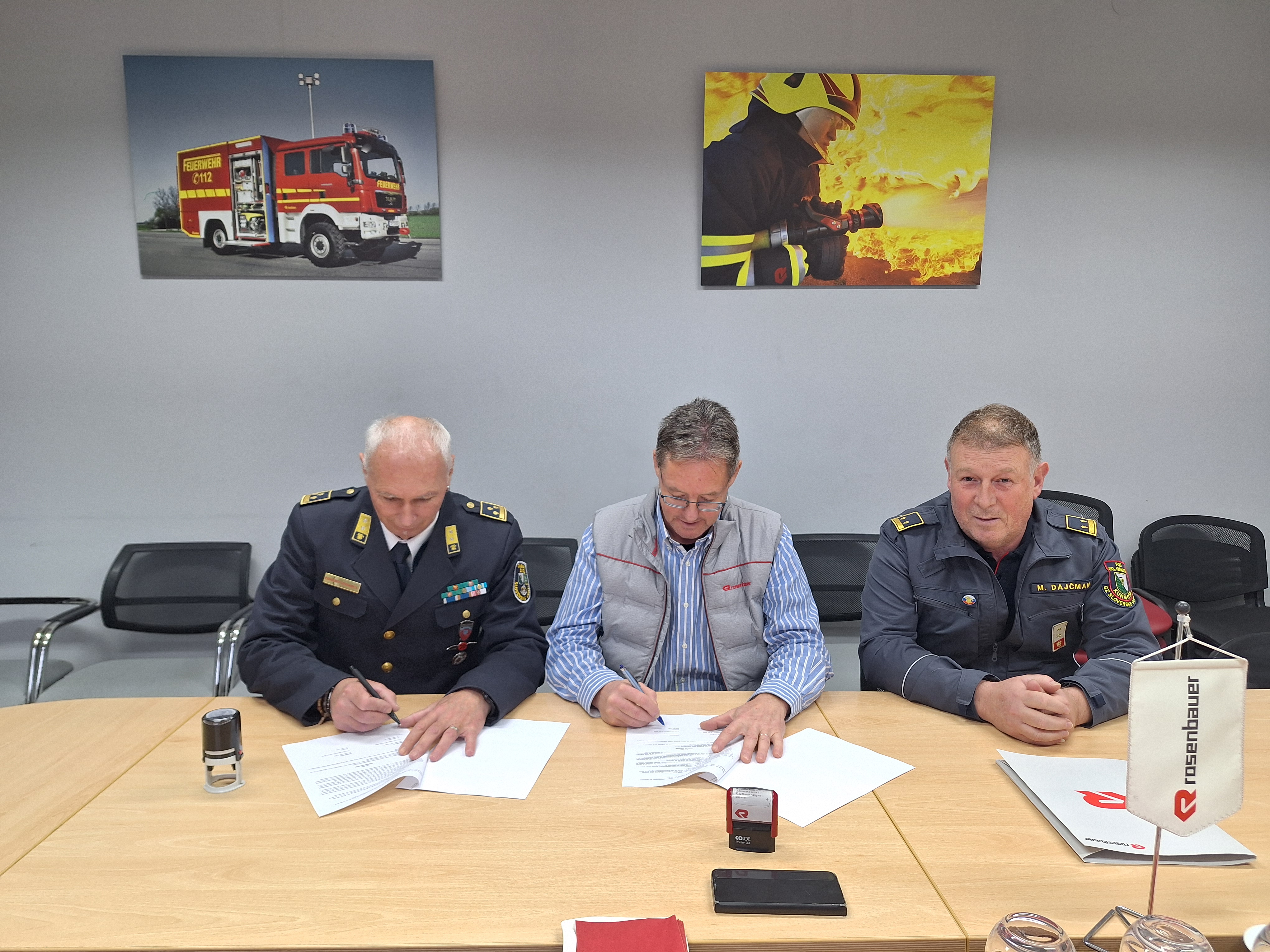 PGD Zgornja Kungota v nakup novega vozila: Podpisana pogodba za vozilo, ki bo kos hribovitemu terenu