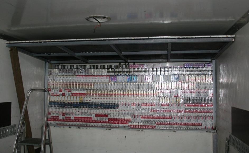 Eden največjih zasegov: Na meji s Slovenijo odkrili skoraj 14 milijonov cigaret