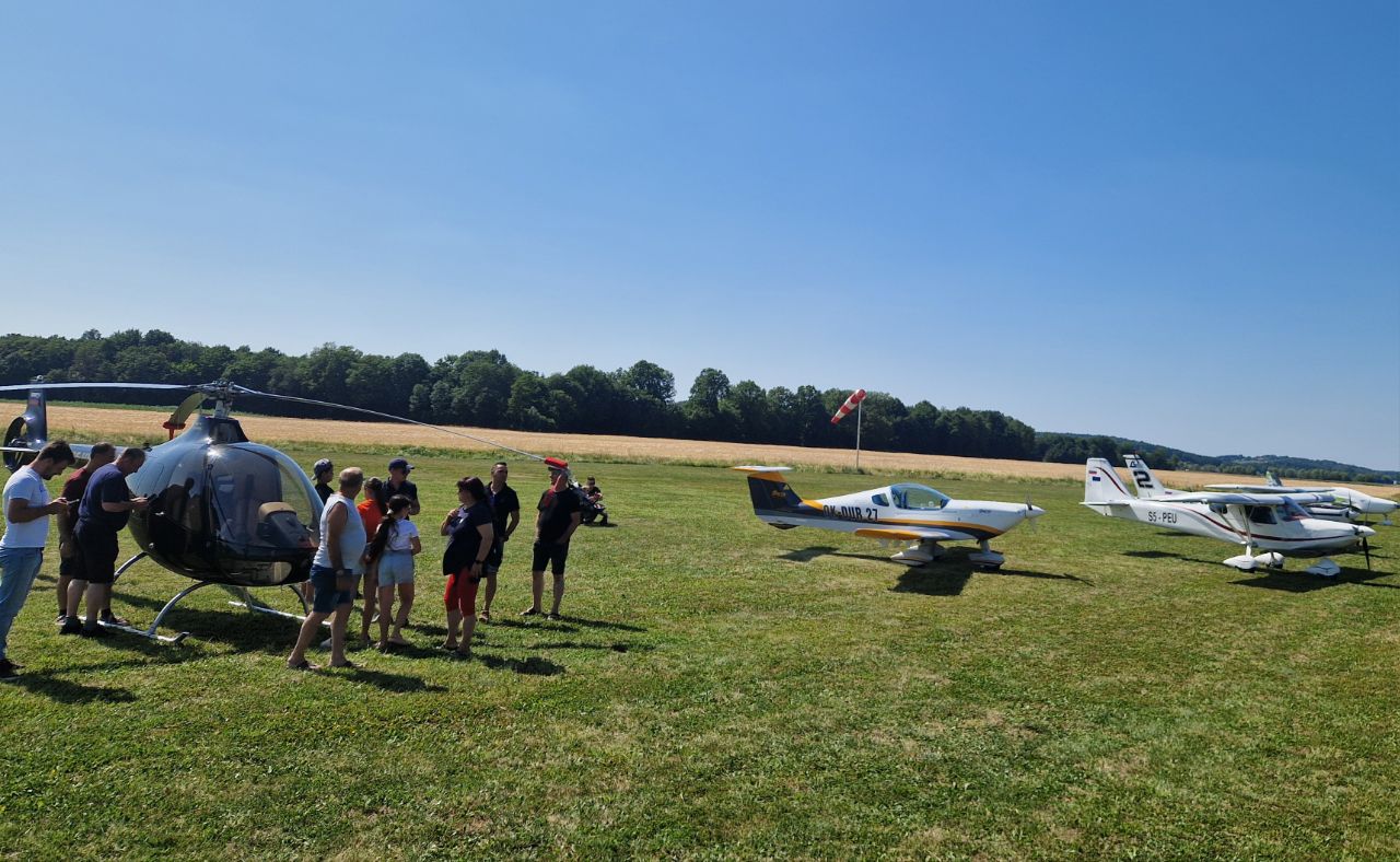 Aero klub Sršen Cerkvenjak praznuje 25 let: V soboto spektakel na vzletišču v Čagoni