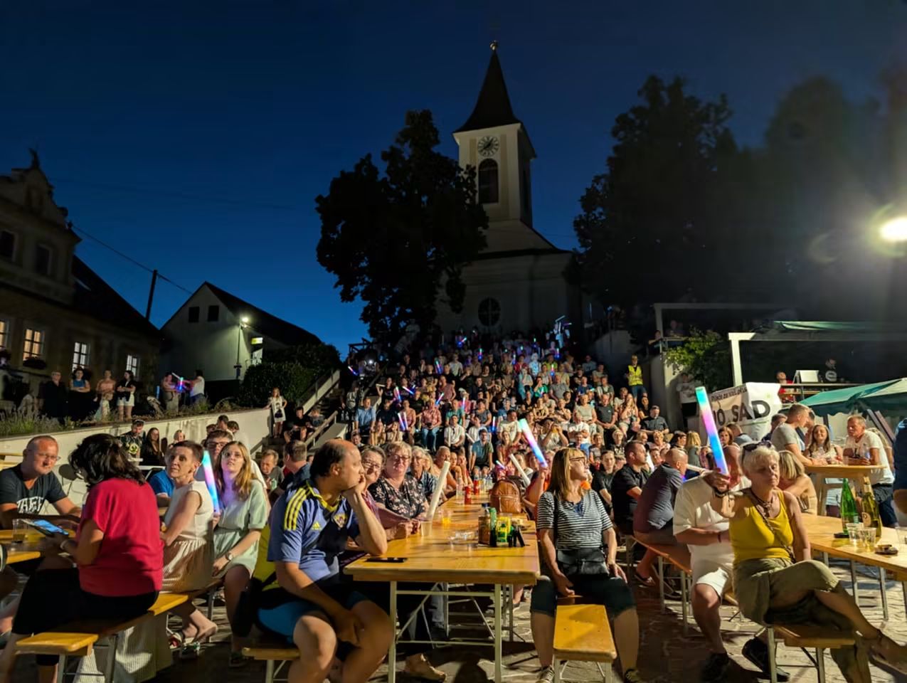 Veseli vikend na Zgornji Velki: Trije dnevi vrhunske glasbe in smeha