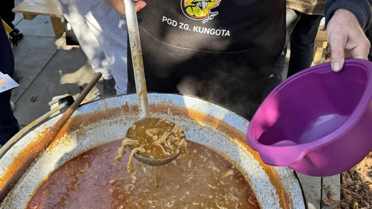Športniki na igrišču, na trgu pa bodo dišali vampi