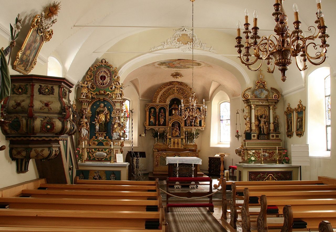 V Mariboru vlomili v cerkev in odnesli vrednejše predmete