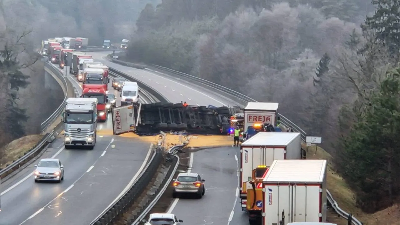 V nesreči na pomurski avtocesti voznik umrl naravne smrti, ne zaradi poškodb