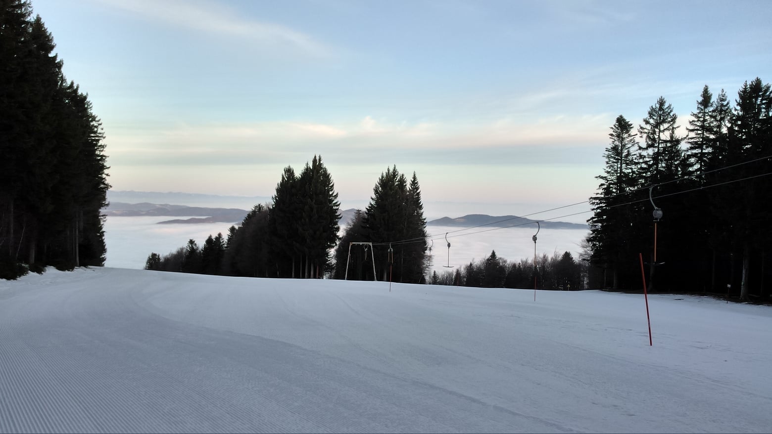 Zaradi skromnega obiska od jutri dalje smučišča na Arehu ne bodo odprta
