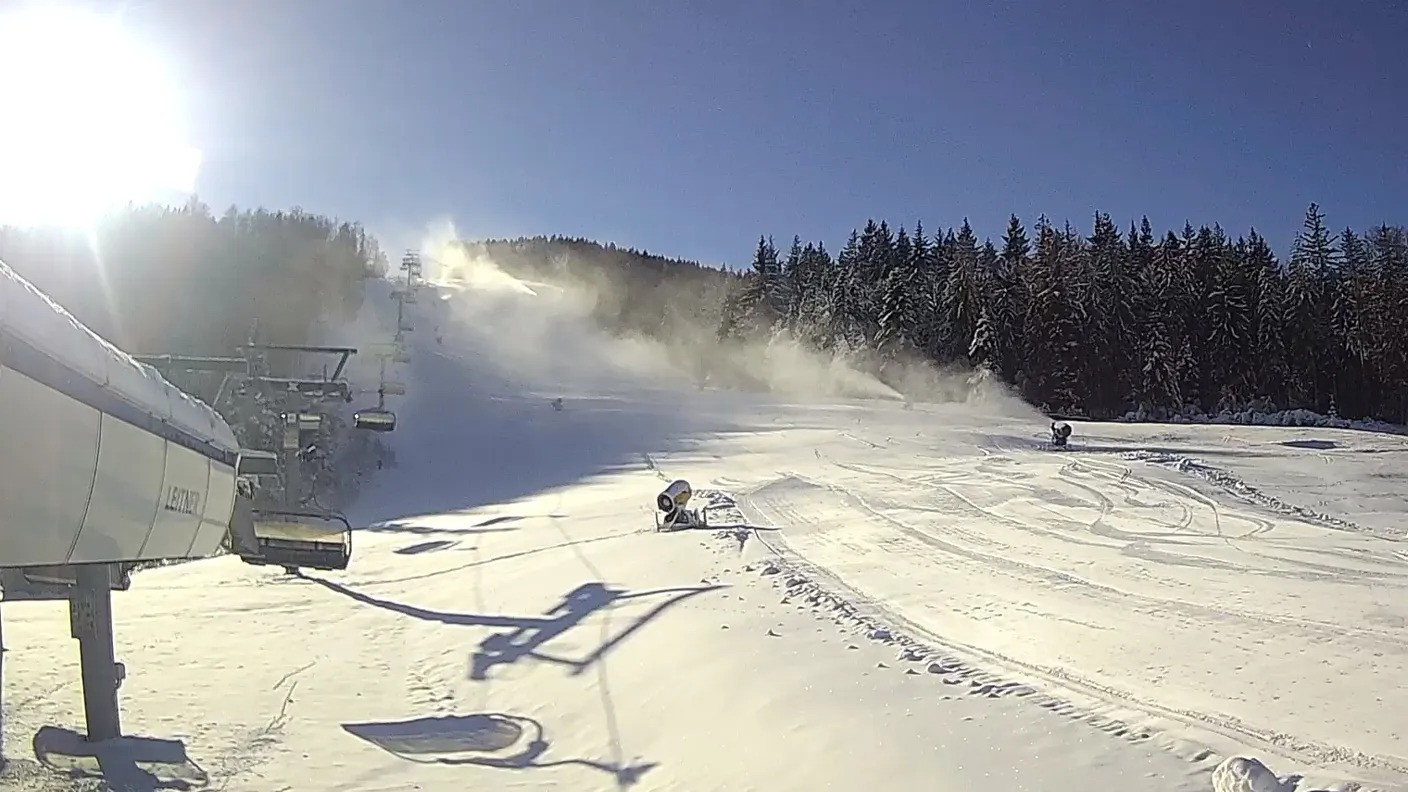 Priprave na zimsko sezono v polnem teku: Kaj bo novega in zakaj bo smuka letos dražja?
