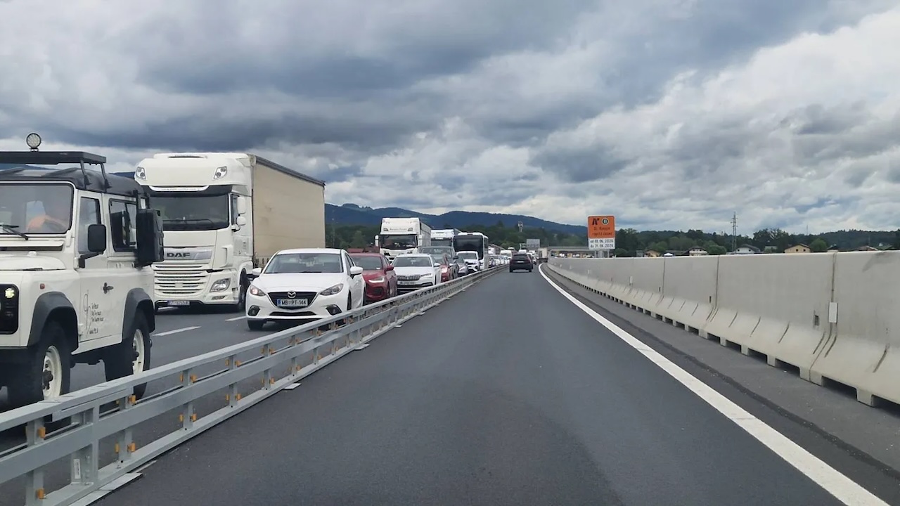 Konec ene največjih zapor na štajerski avtocesti, a težav za voznike še ni konec