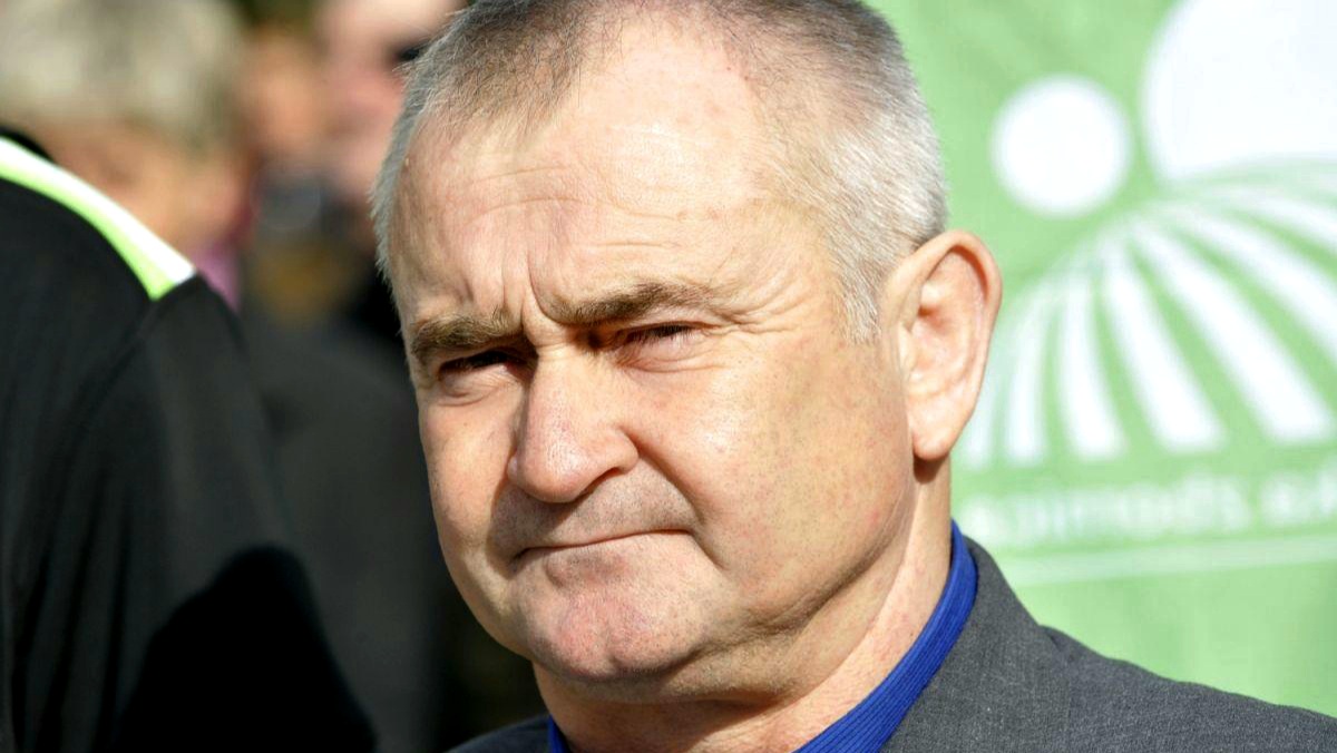 Polni hlevi, kmetje napovedujejo proteste