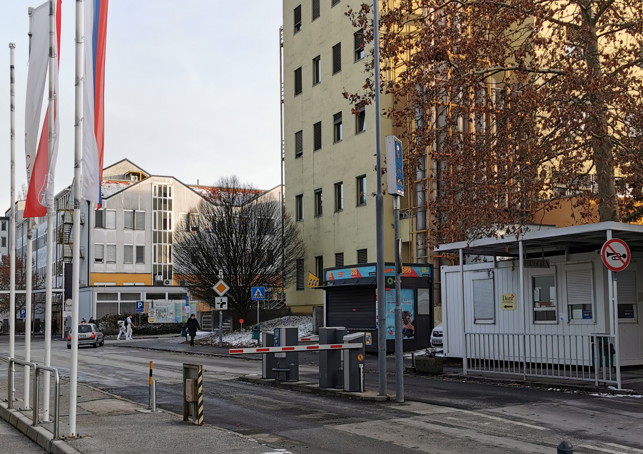 UKC Maribor zaenkrat ostaja brez novega urgentnega vhoda