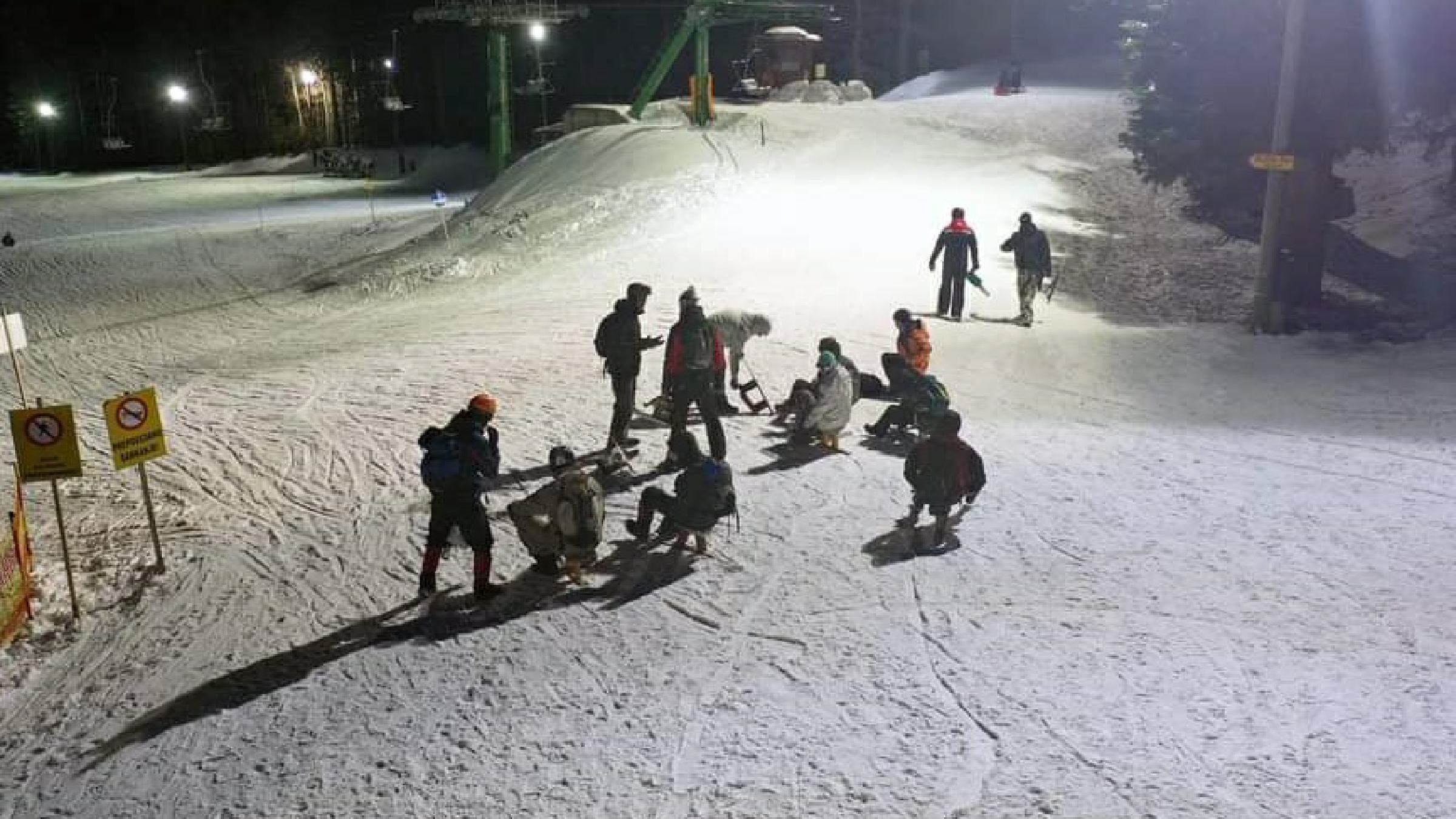 Nočna smuka in spusti s pležuhi do nadaljnjega odpovedani