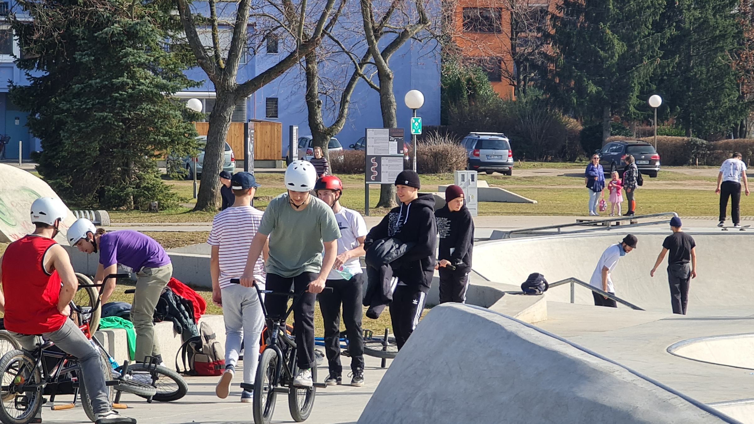 FOTO: Skate park Maribor znova odprt