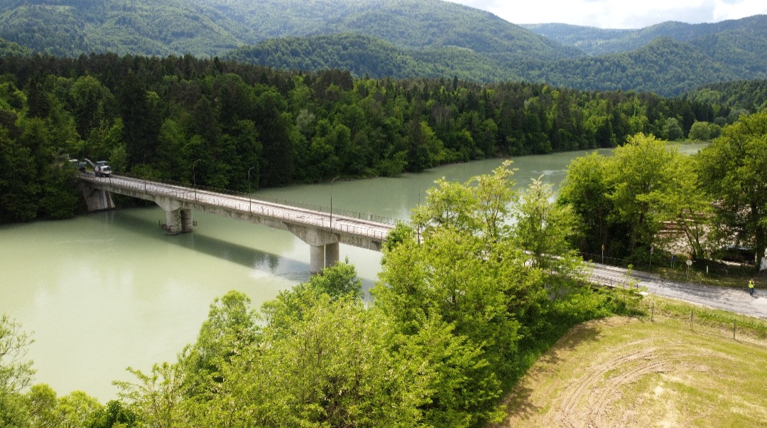 Po letu in pol bo stekel promet čez ruški most