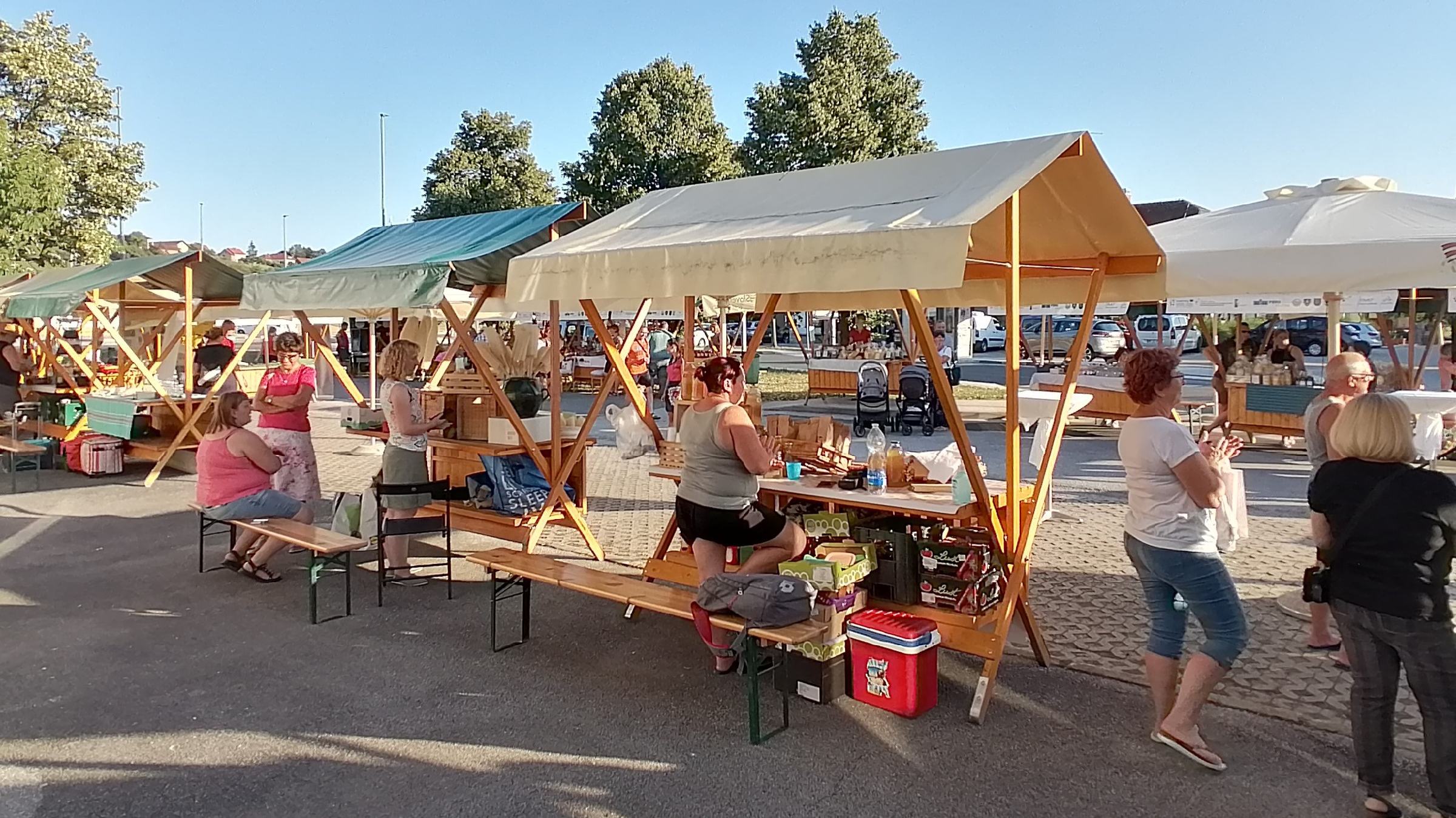 Na današnji tržnici v Jurovskem Dolu pester spremljevalni program