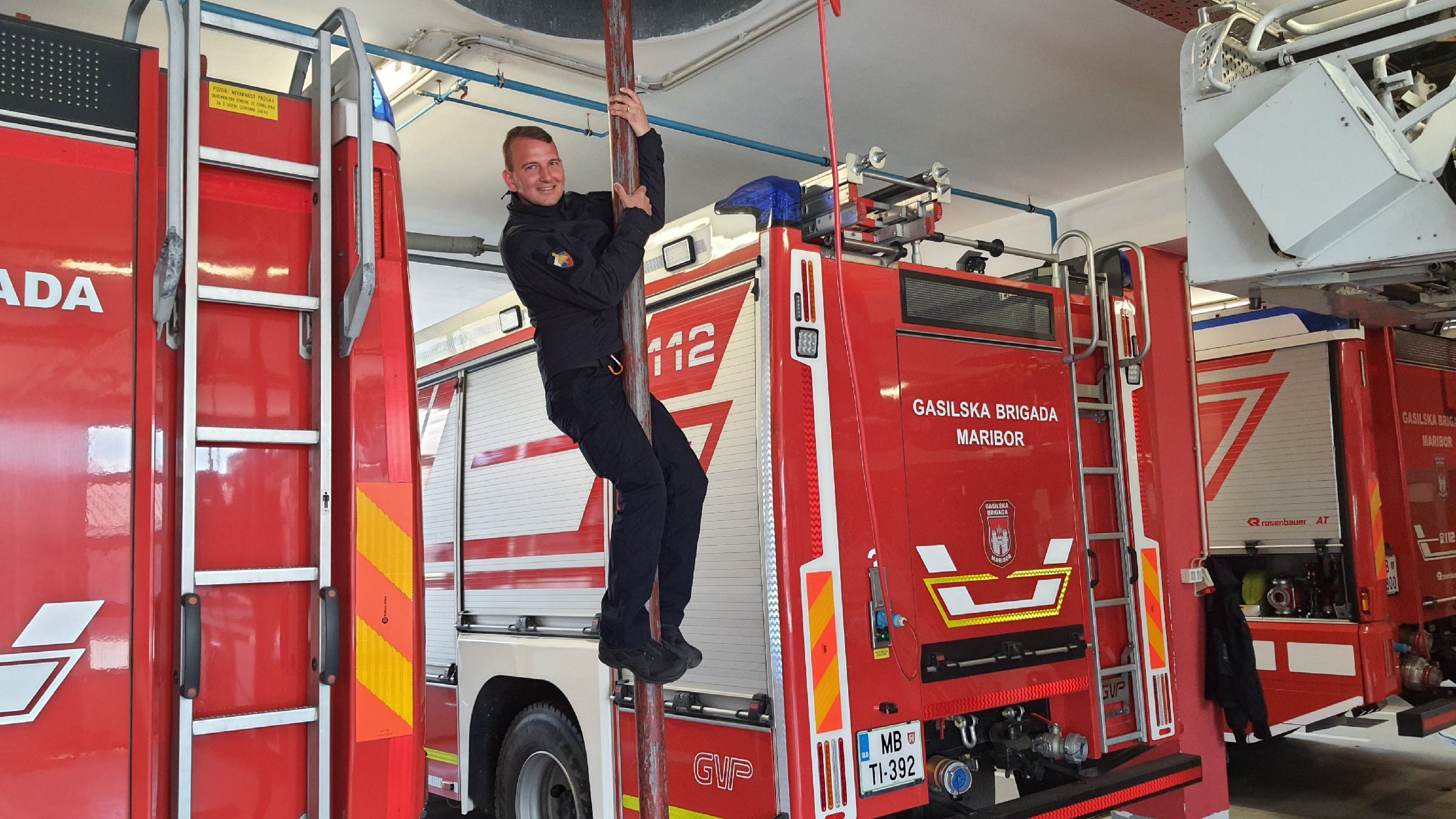 DNEVNA: Muzikant, ki kot poklicni in prostovoljni gasilec vsak dan rešuje življenja