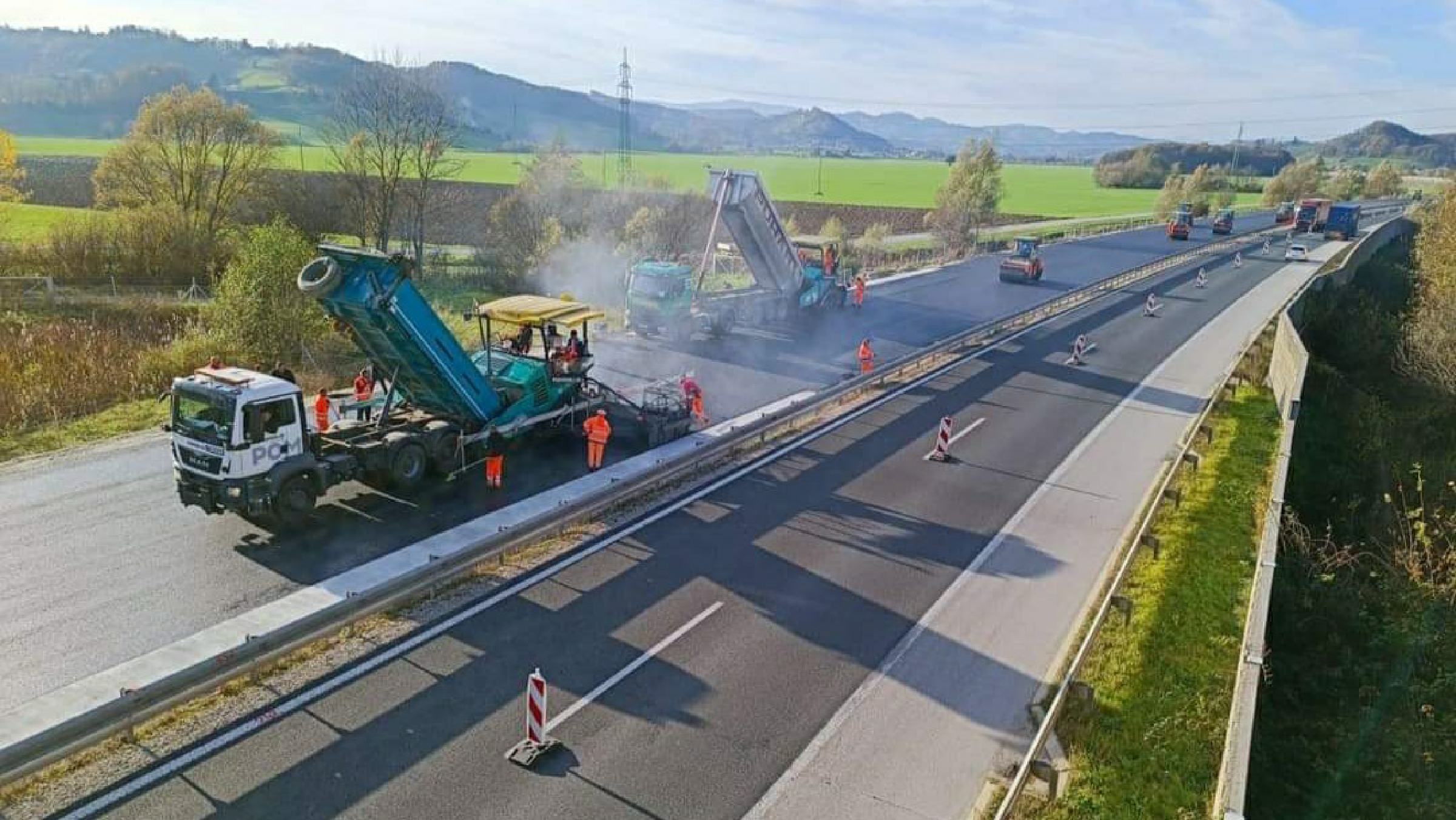 FOTO: Med Pesnico in Dragučovo zaključili s prvim delom preplastitve vozišča