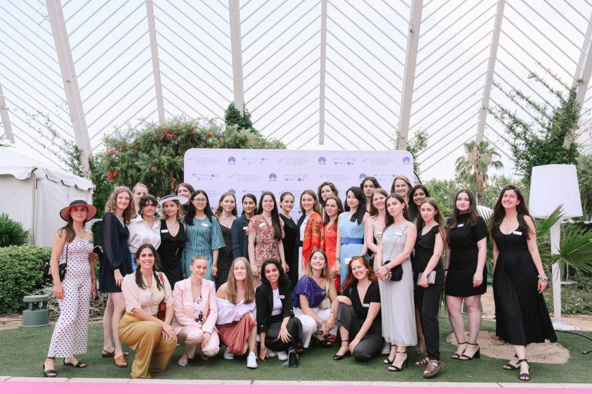 Huawei s Šolo za ženske voditeljice podpira vključujočo digitalno prihodnost