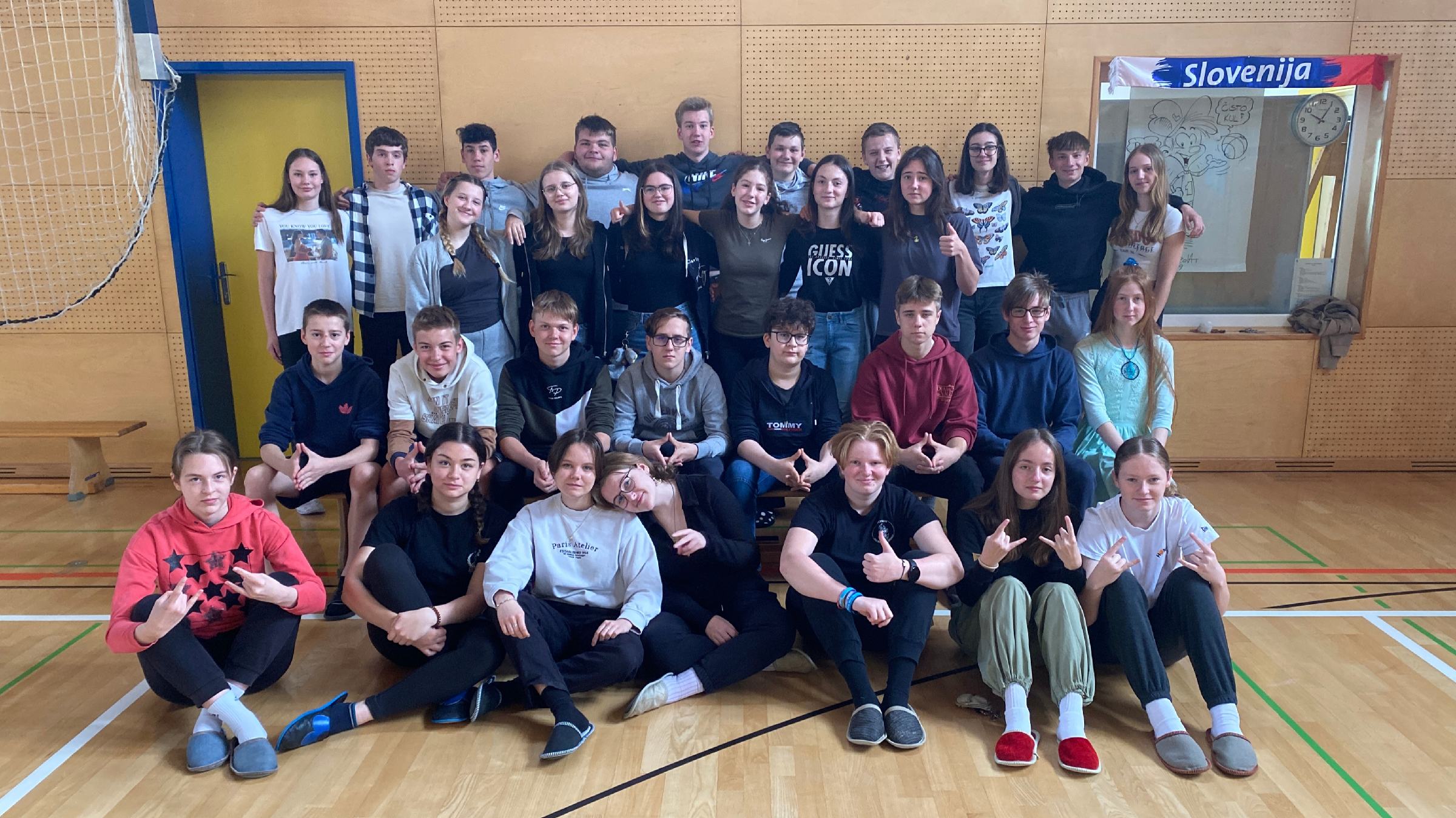 FOTO: Lovrenško šolo zapušča izjemna generacija devetošolcev, poslovila se bo s koncertom