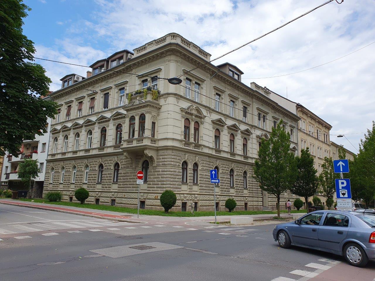DNEVNA: Mariborska občina letos s prodajo premoženja zaslužila 7,5 milijona evrov