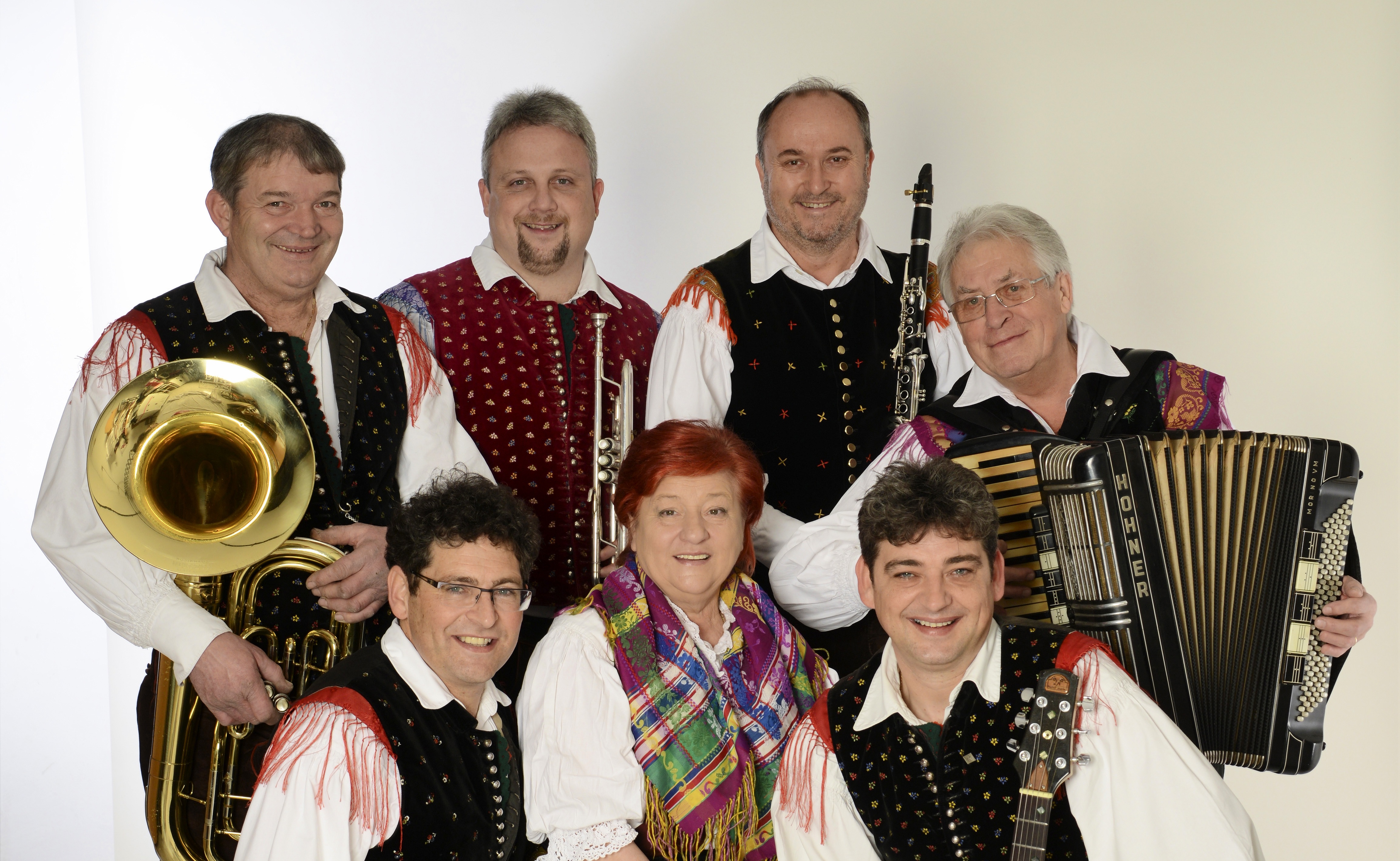Na Sveti Ani lahko nocoj v živo prisluhnete legendam slovenske narodno-zabavne glasbe