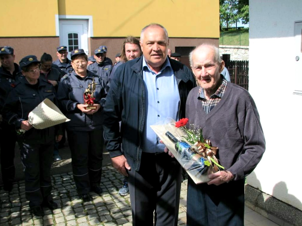 90-letni Ivan Lorenčič: Najstarejši občan in gasilec, ki je prejel medaljo od maršala Tita