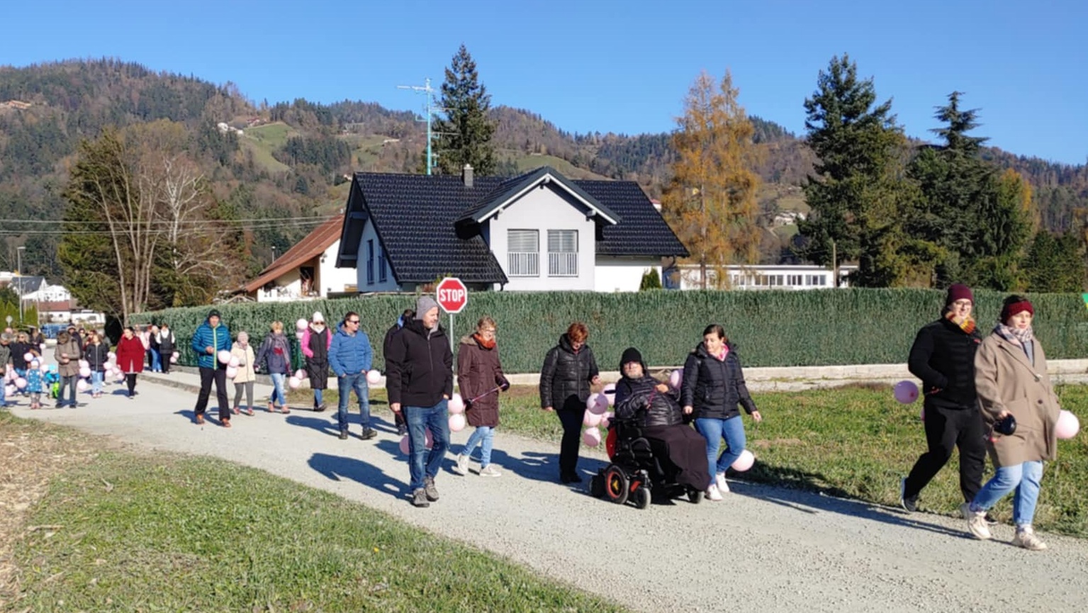 Skupaj za bolj vključujočo skupnost: Saševa zgodba z invalidskega vozička na selniški Jabolčni poti