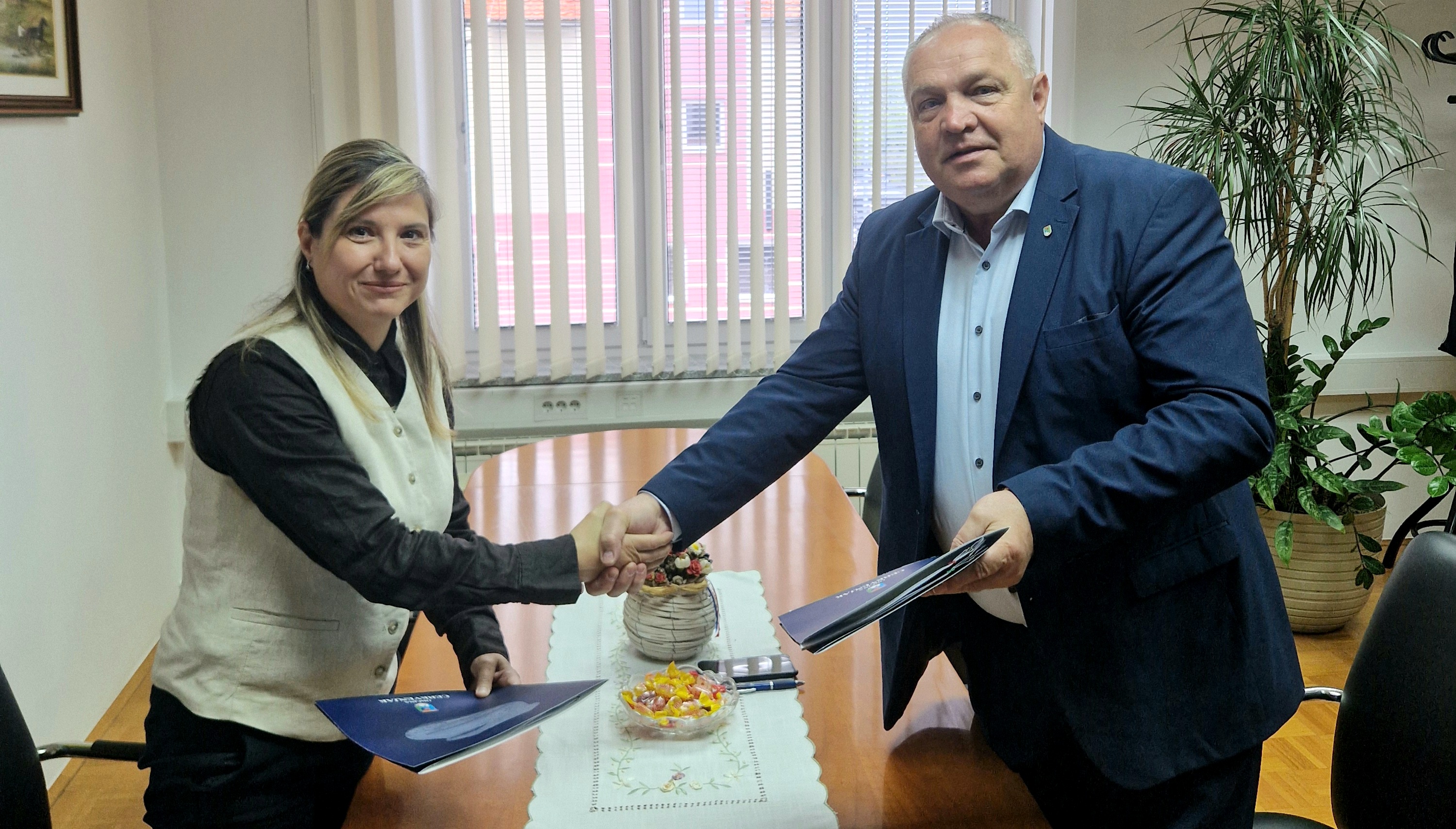Nova cerkvenjaška zobozdravnica podpisala pogodbo, kmalu bo začela sprejemati paciente