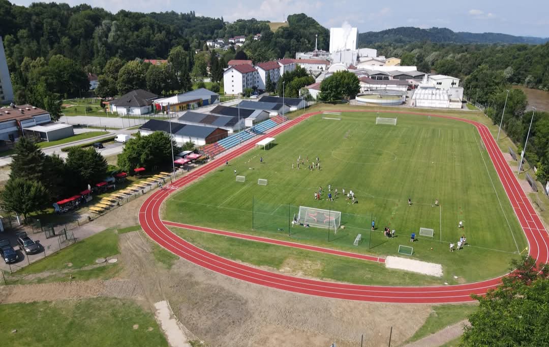 Sladki vikend tokrat v štirih dejanjih: Ta konec tedna v Sladkem Vrhu stand up, ribiško tekmovanje, koncert Nike Zorjan ...
