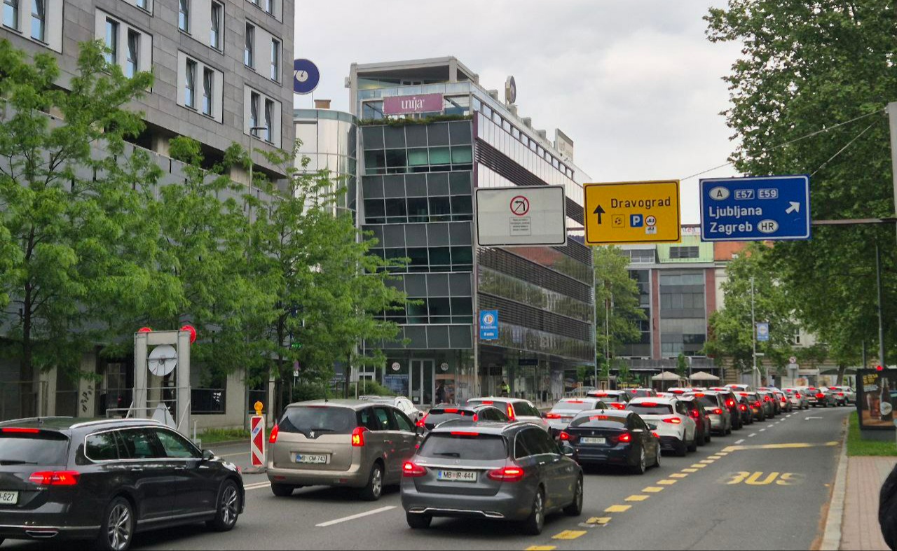 Kako Maribor izgublja nekdanjo identiteto in bitko z Ljubljano?