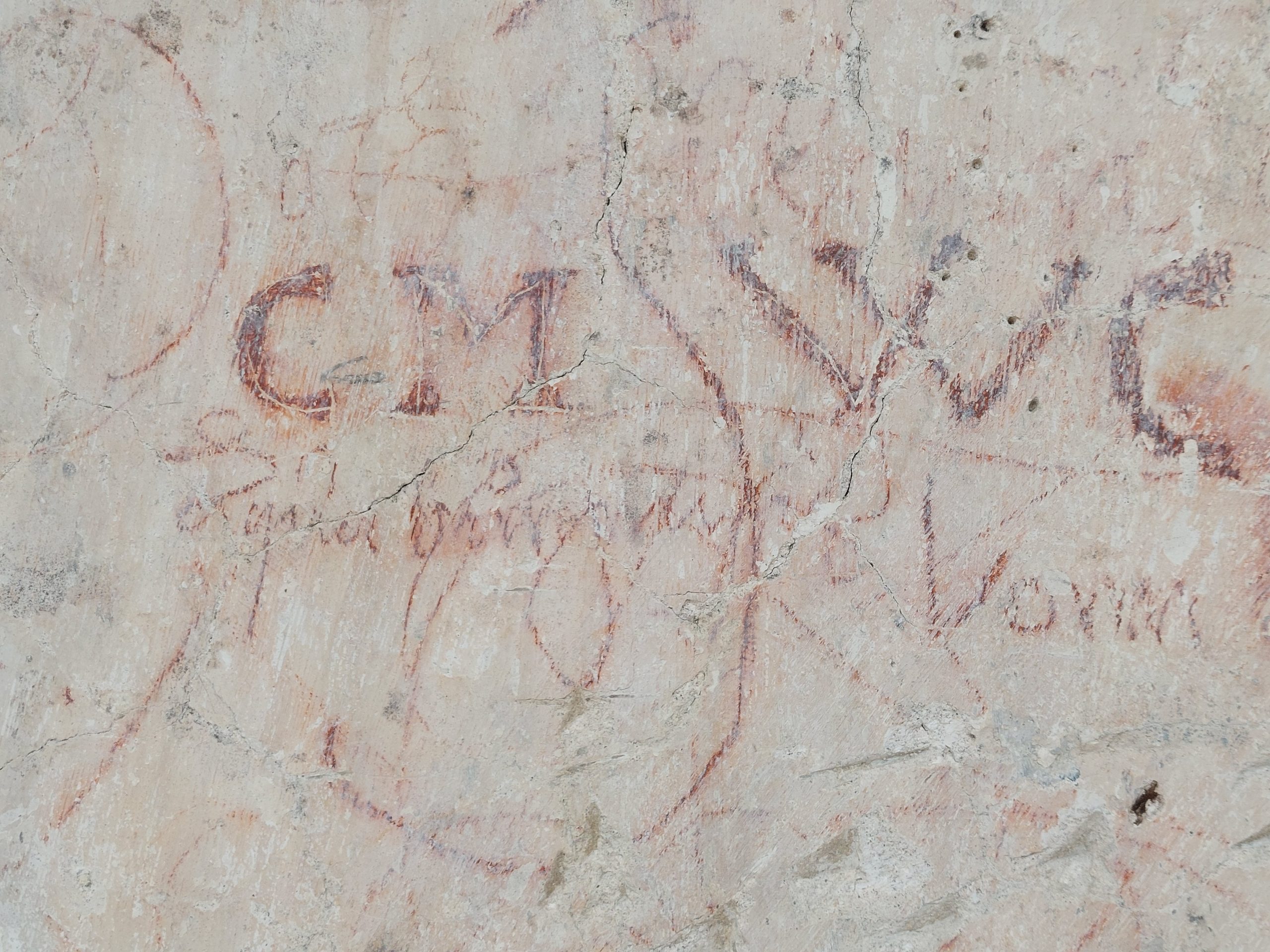 Odkritje v mariborskem Rotovžu: Našli grafite iz 16. stoletja