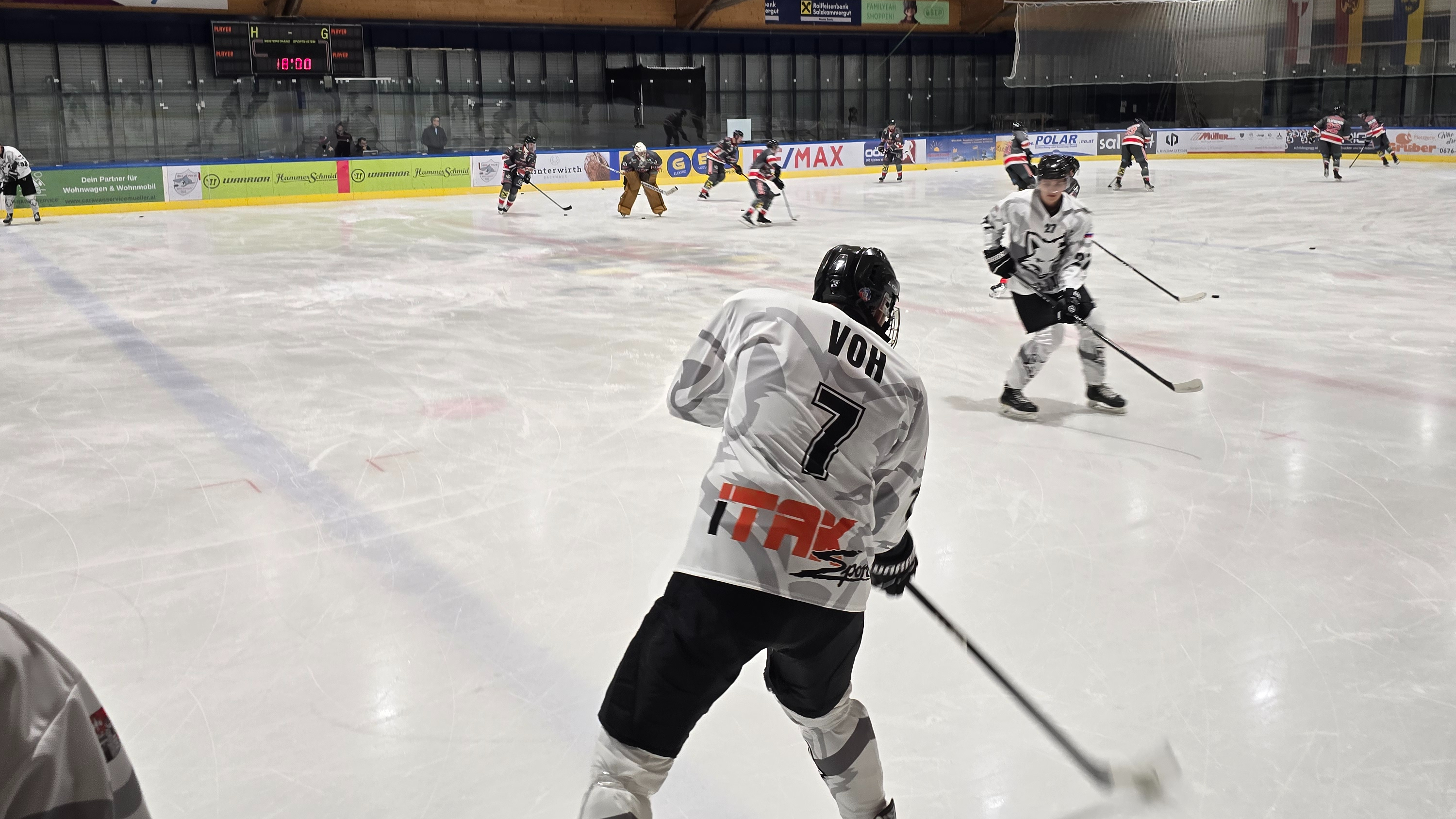 Lisjaki klonili v Gmundnu: Domačini učinkovitejši, Drnda z edinim zadetkom