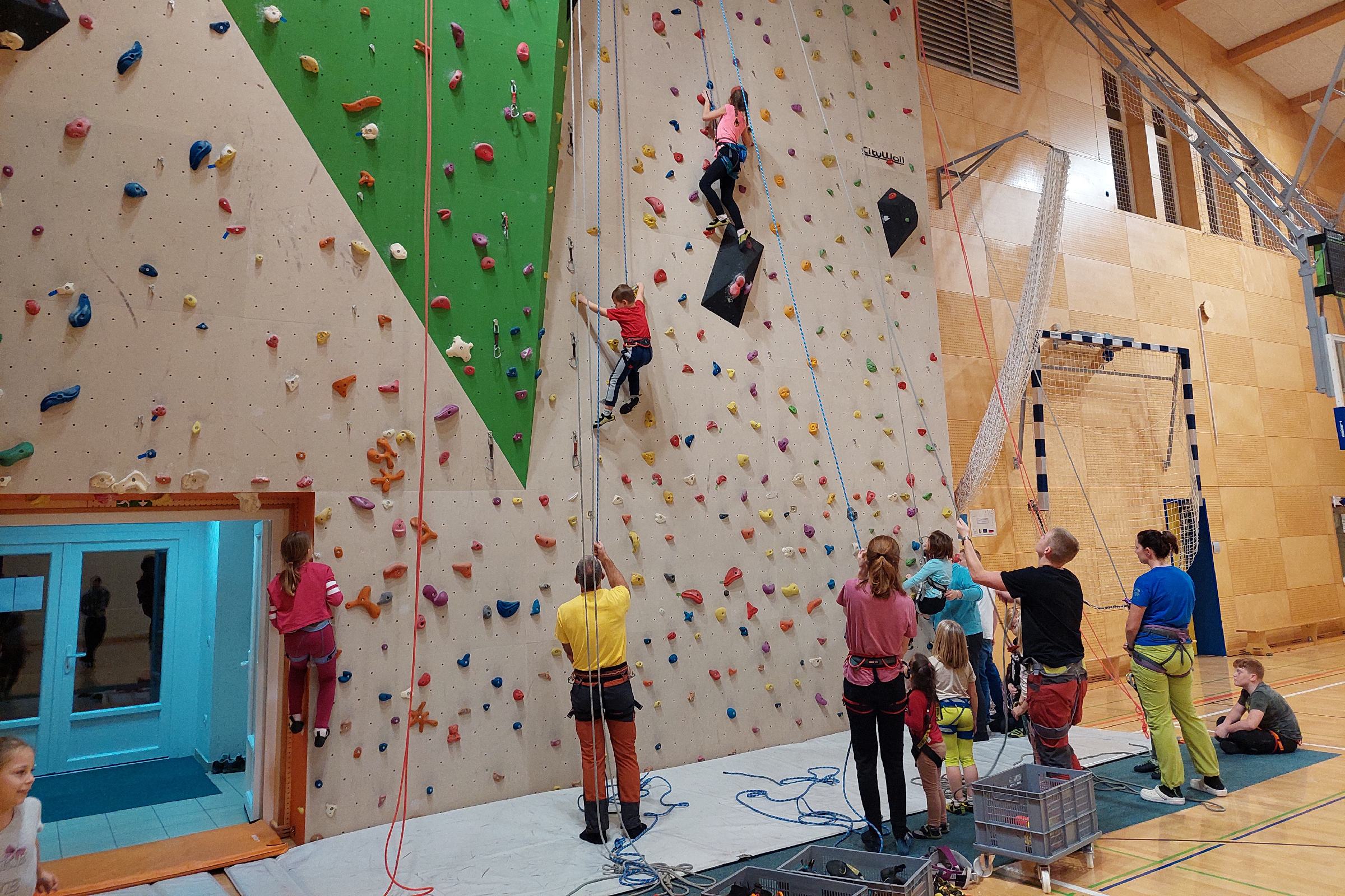 Lovrenčane vse bolj navdušuje rekreativno plezanje