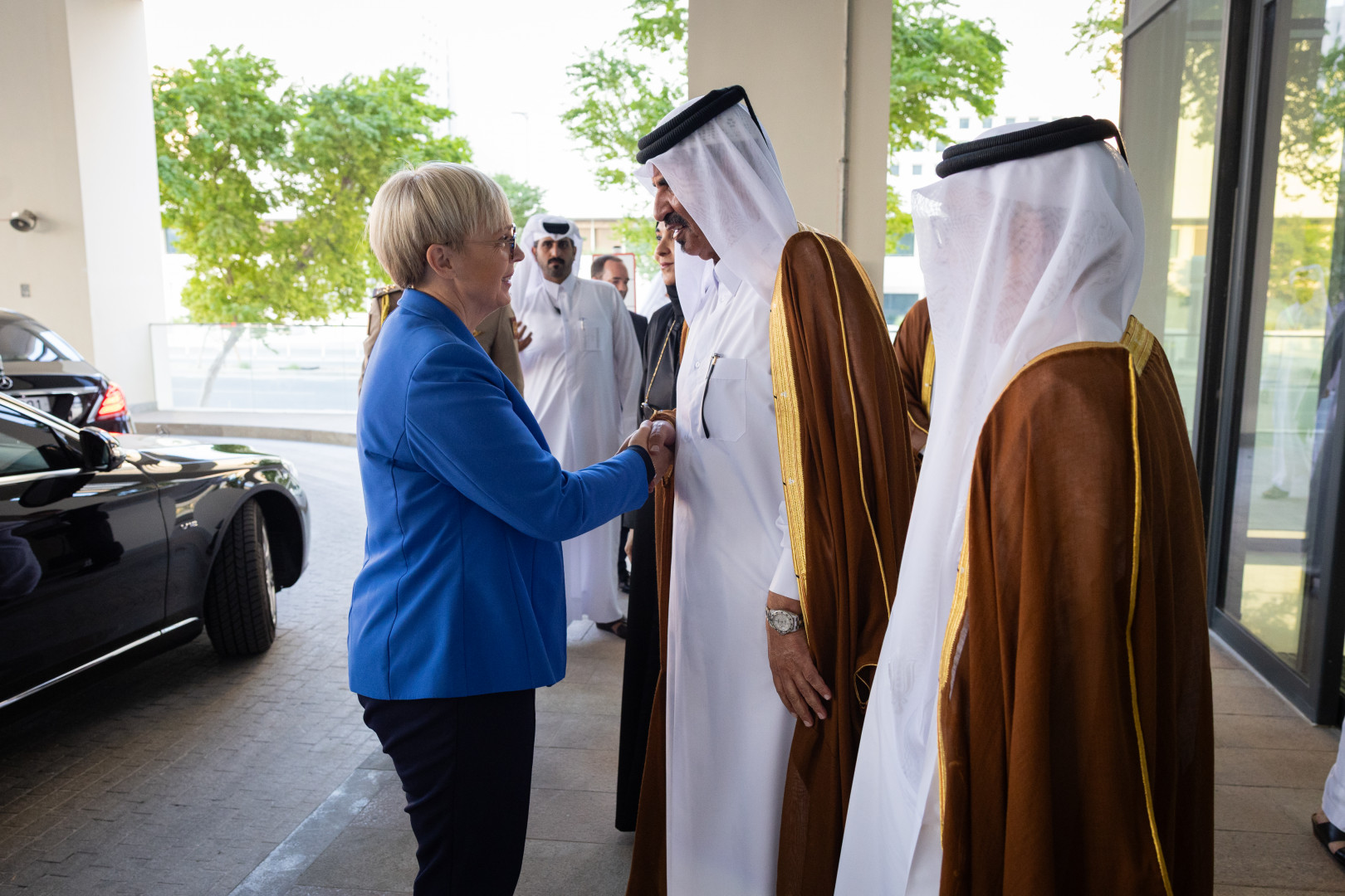 Predsednica v Katarju: Slovenija si prizadeva, da Qatar Airways pride v Slovenijo