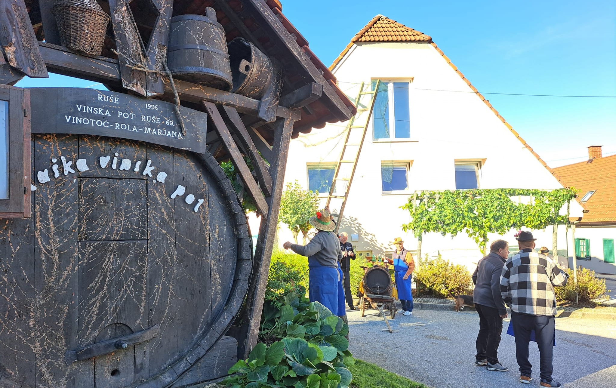 Martinovo danes tudi v Rušah, kjer ohranjajo vinsko tradicijo, prvič pa bodo pridelali občinsko protokolarno vino