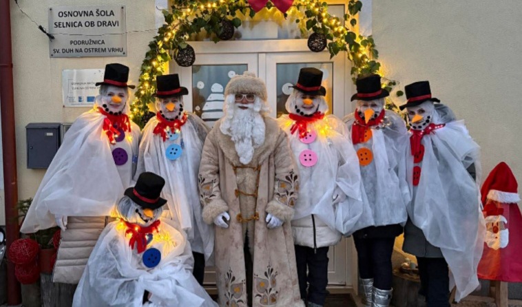 FOTO: Kakšen je bil december na eni najvišje ležečih podružničnih šol nedaleč od Maribora?