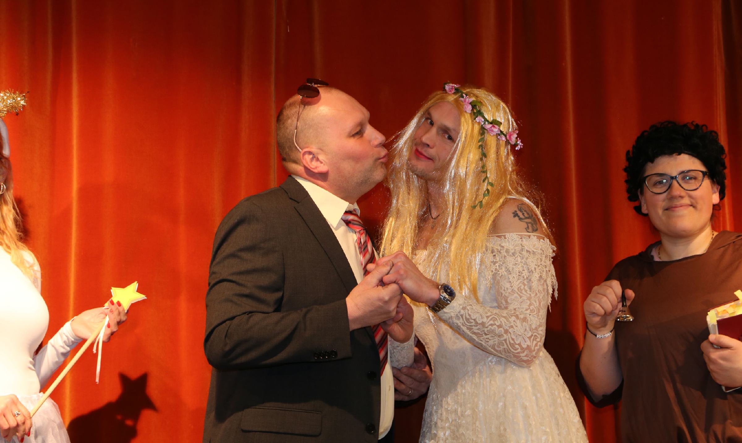 Na Sveti Ani bodo trenirali trebušne mišice: Vrača se priljubljeni Večer smeha