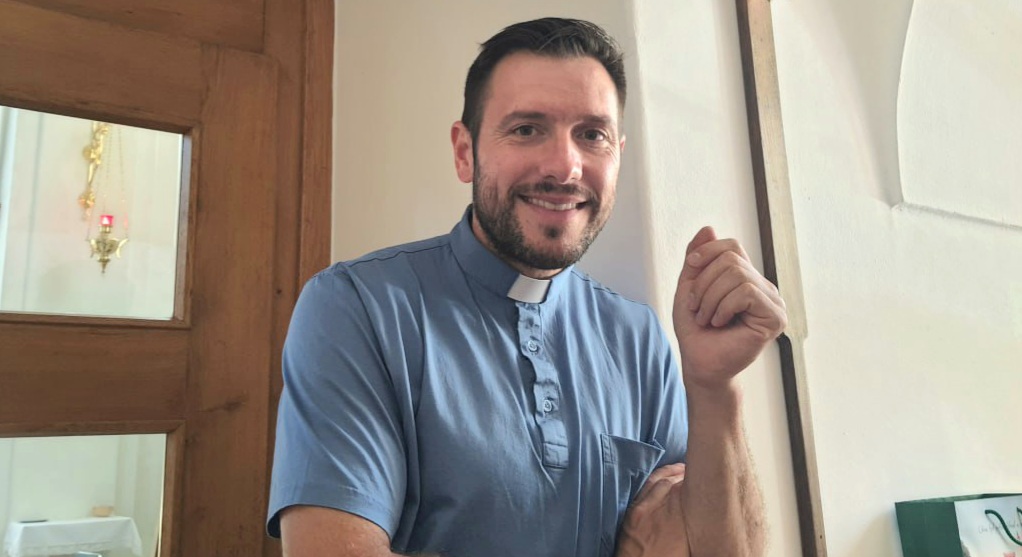 »Ta kraj imam zelo rad«: Martin Golob prihaja na pogovorni večer na Sveto Ano