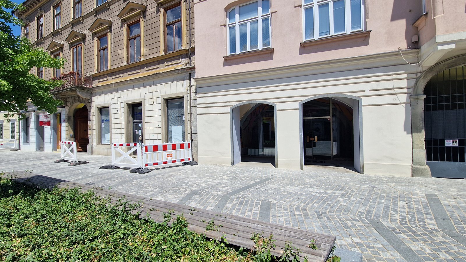 Iščete poslovni prostor v Mariboru? Občina zbira ponudbe za tri poslovne prostore v središču mesta