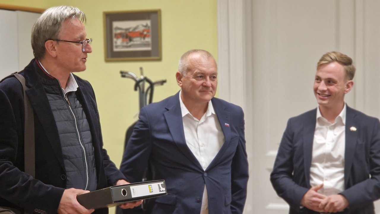 SDS vložila kandidaturo v Mariboru, Kangler cilja na prvo mesto