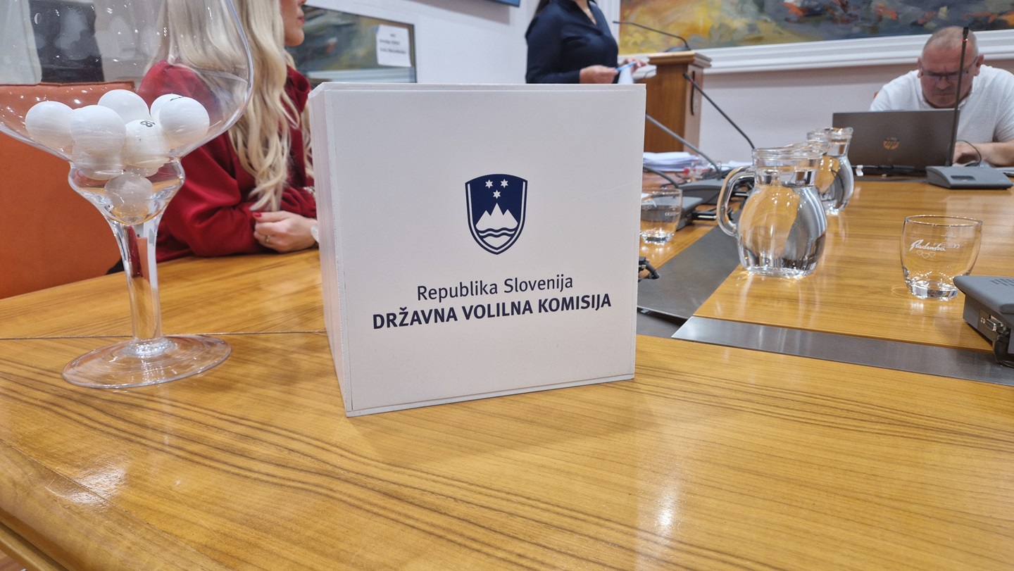 10 županskih kandidatov in 17 list za mestni svet: V kakšnem zaporedju bodo na glasovnicah? (FOTO?