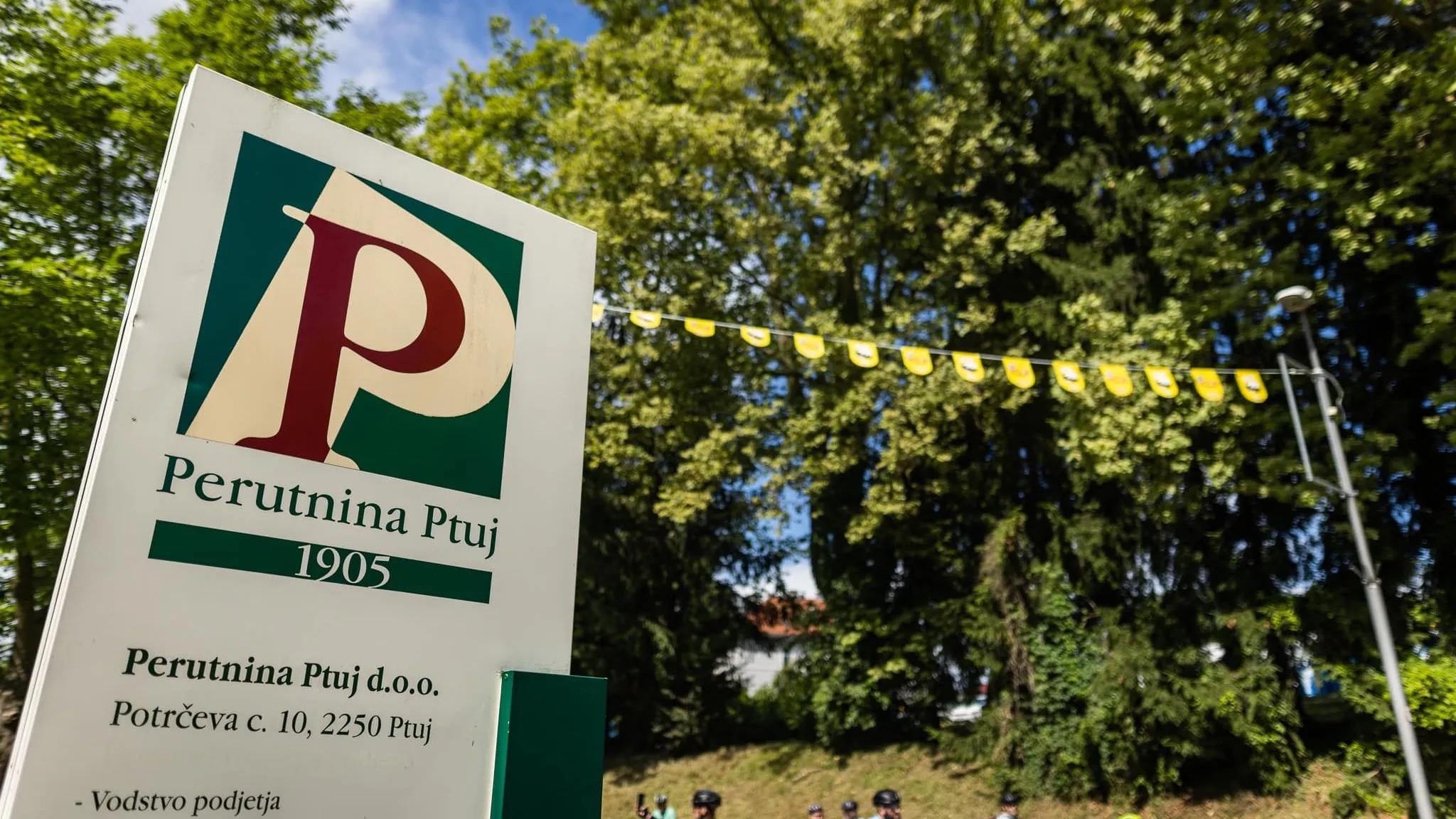 Perutnina Ptuj v 120 milijonov evrov vredno širitev, obeta se 300 dodatnih delovnih mest