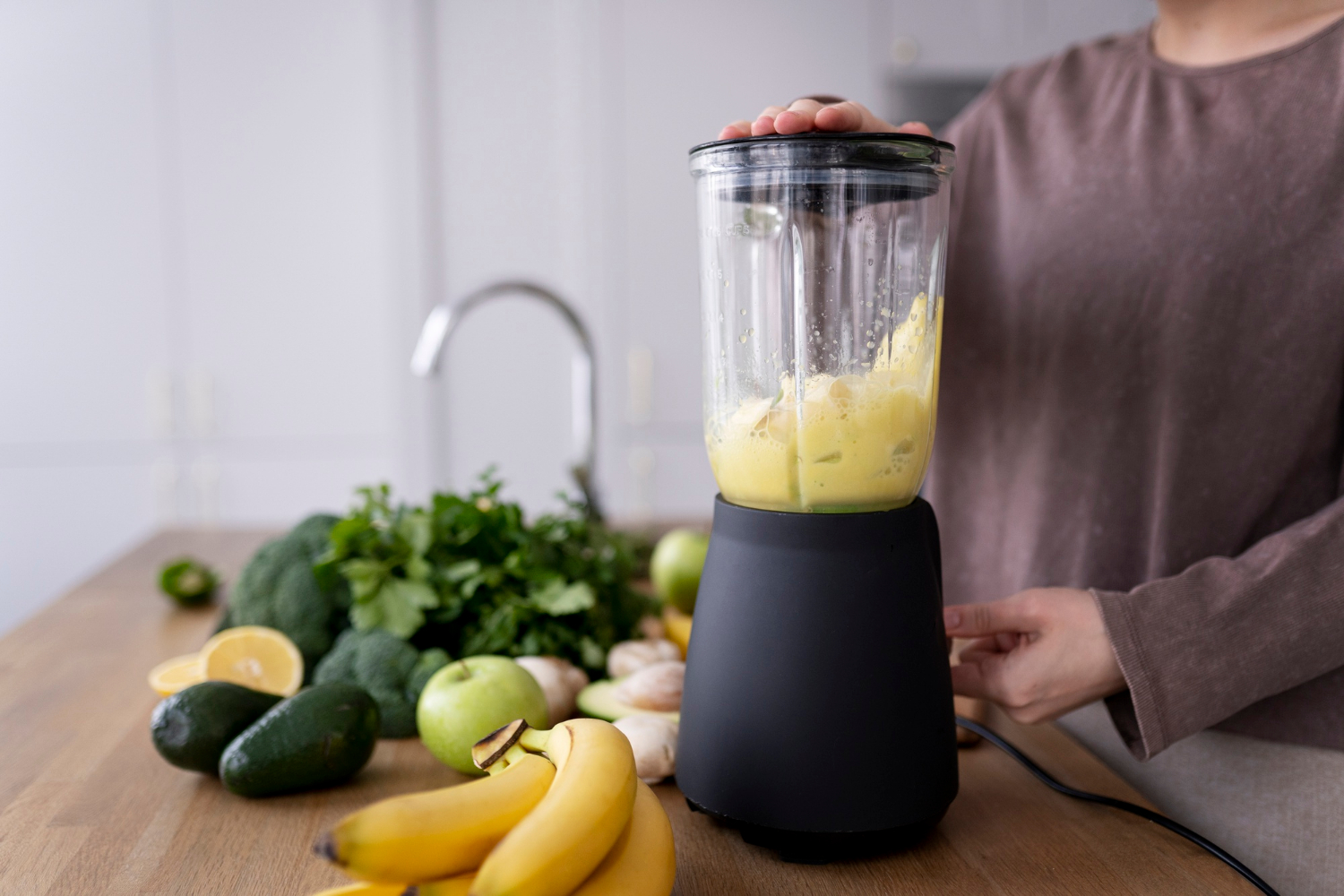 V svoj smoothie vedno dodate banano? Strokovnjaki razkrivajo, zakaj to morda ni najboljša ideja
