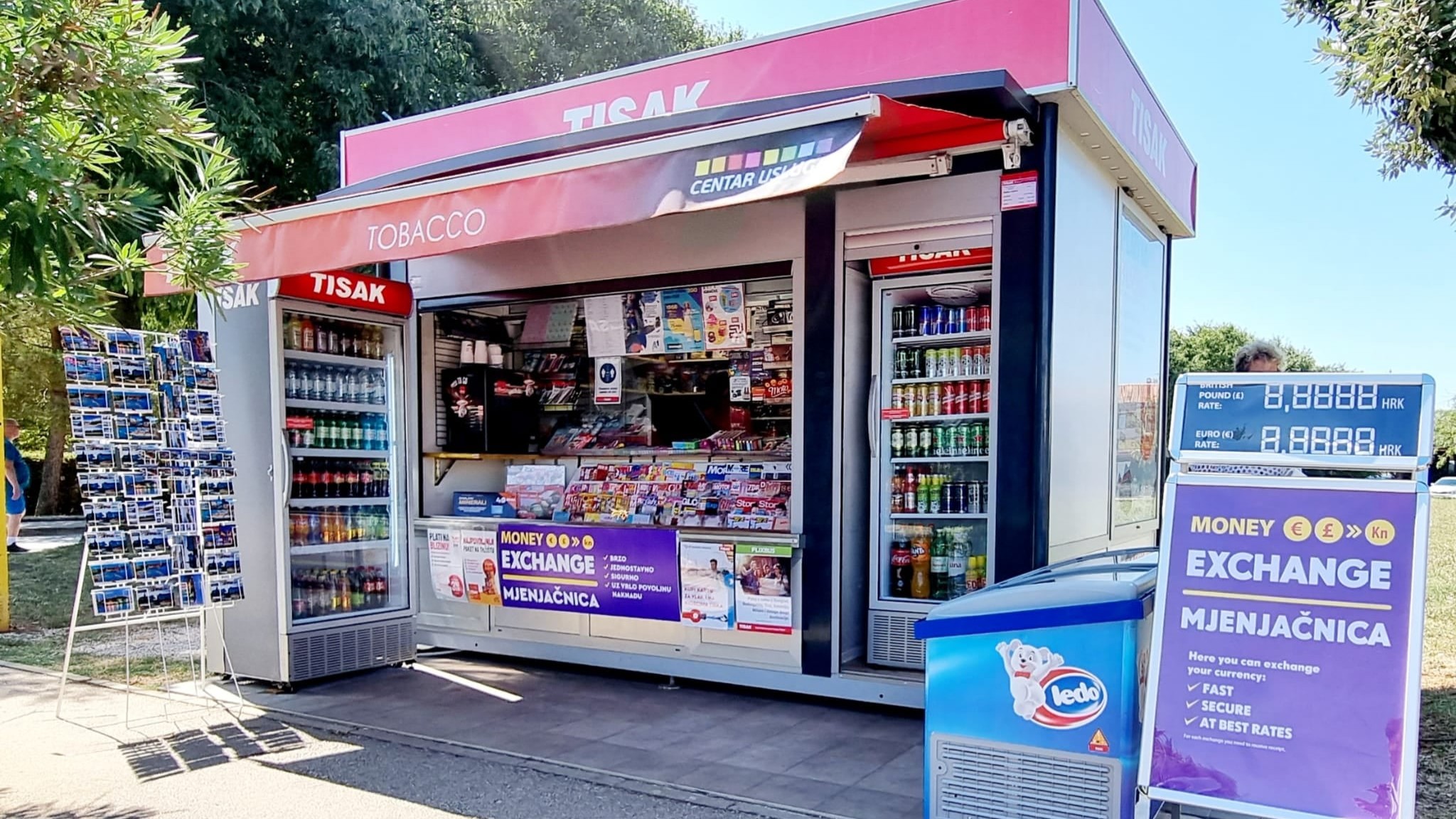 Na dopustu na Hrvaškem ne boste mogli več kupiti slovenskih časopisev