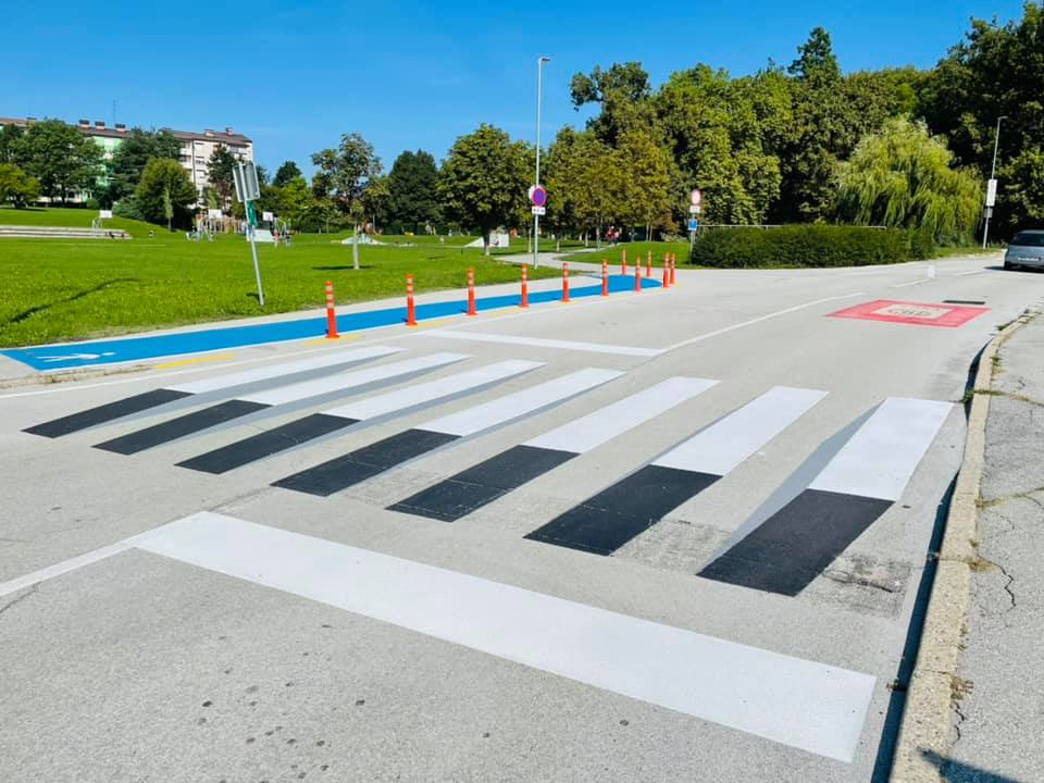 FOTO: V štajerskem mestu prvi 3D prehod za pešce v Sloveniji