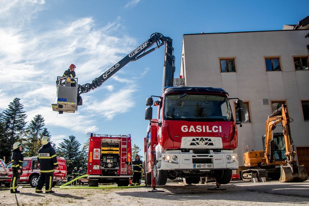 Občine osrednjih Slovenskih goric se dogovarjajo za skupni nakup najsodobnejšega gasilskega vozila