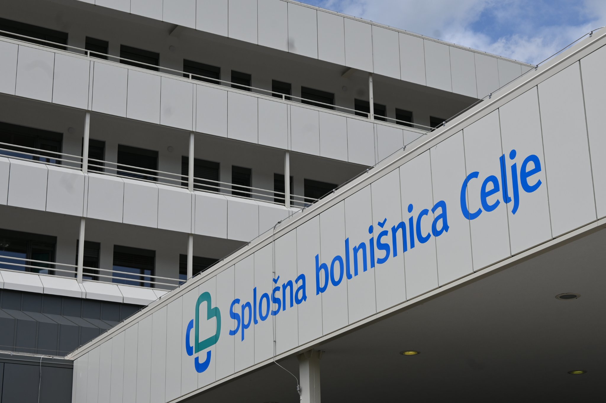 Zdravniška zbornica Slovenije: Dogodek v Celju opozarja na kritične kadrovske razmere v zdravstvu